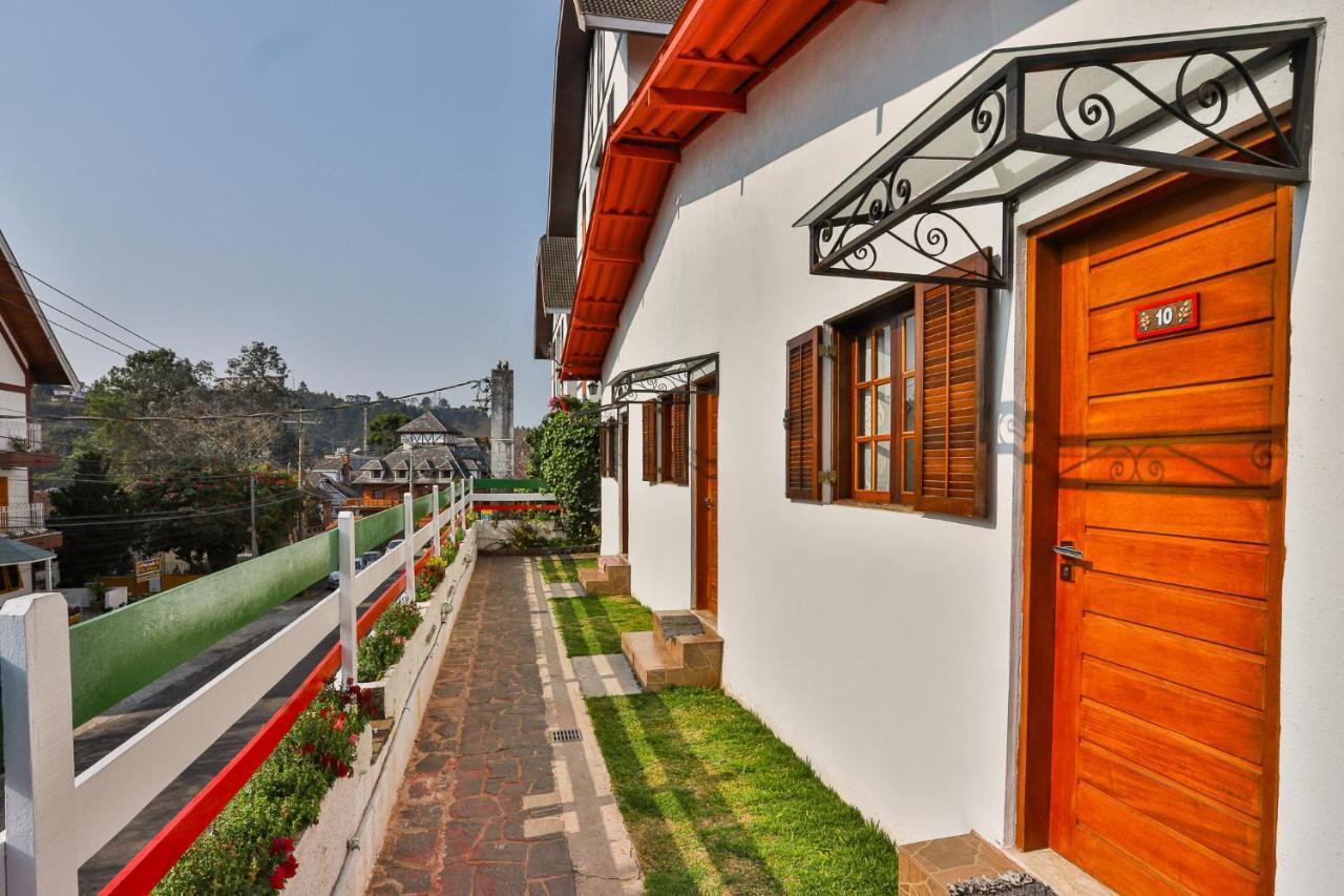 Pousada Villaggio Di Roma Campos do Jordao Exterior photo