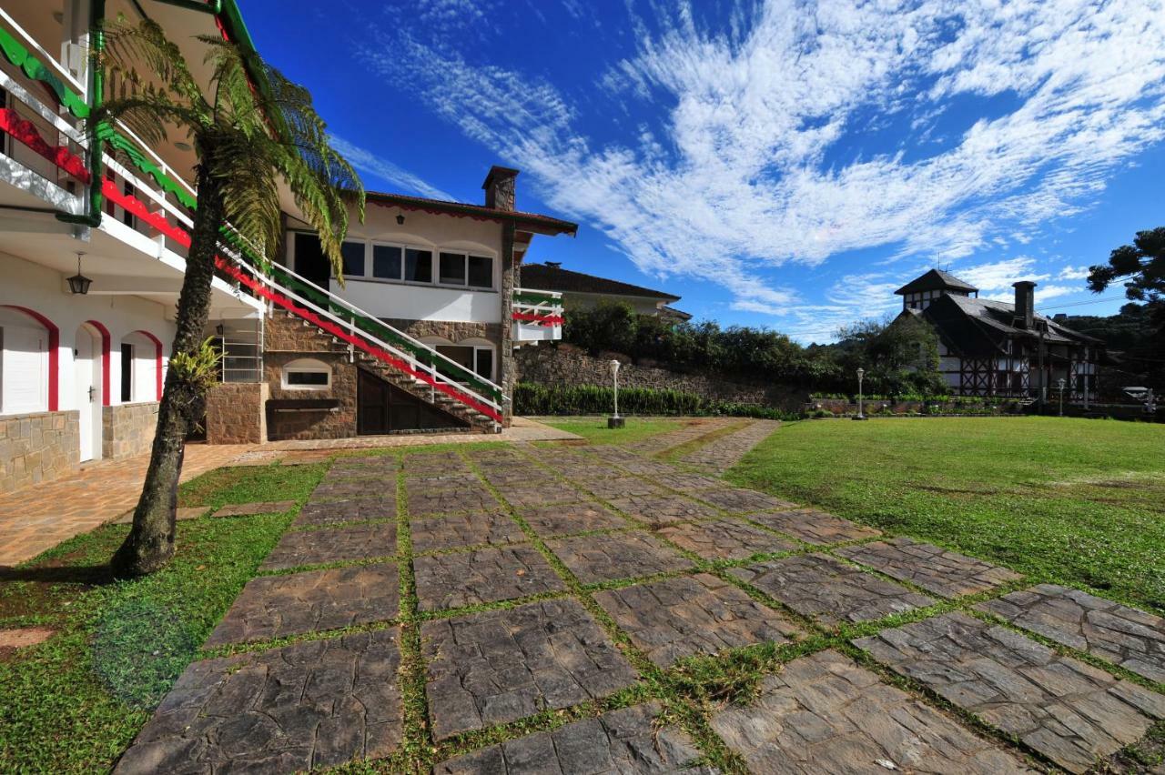 Pousada Villaggio Di Roma Campos do Jordao Exterior photo